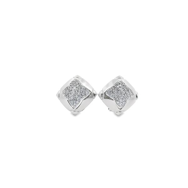 18kt WG Diamond Earrings