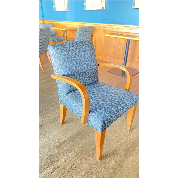 OAK AND UPHOLSTERED FABRIC CUSHIONED ARM CHAIR