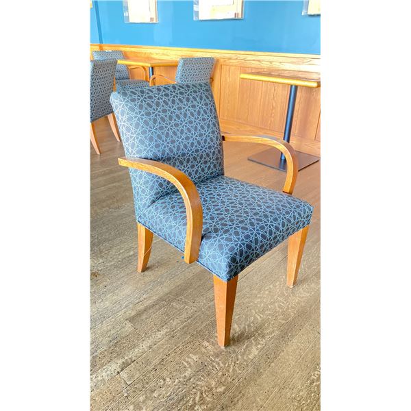 OAK AND UPHOLSTERED FABRIC CUSHIONED ARM CHAIR