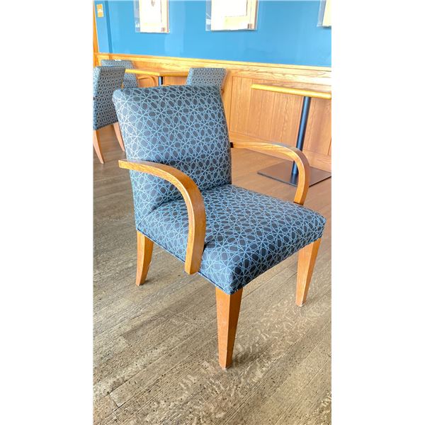 OAK AND UPHOLSTERED FABRIC CUSHIONED ARM CHAIR