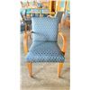 Image 2 : OAK AND UPHOLSTERED FABRIC CUSHIONED ARM CHAIR