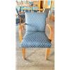 Image 2 : OAK AND UPHOLSTERED FABRIC CUSHIONED ARM CHAIR