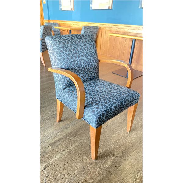 OAK AND UPHOLSTERED FABRIC CUSHIONED ARM CHAIR