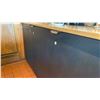 Image 3 : BLACK MKE 3 DOOR BAR COOLER WITH LIGHT WOOD TABLE TOP WITH METAL RACKING INSIDE