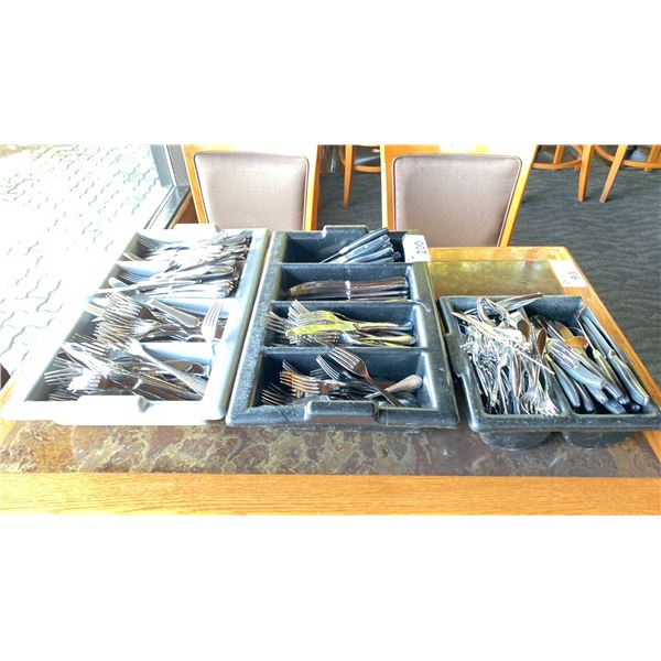 LARGE GROUP OF STAINLESS STEEL CUTLERY, KNIVES FORKS AND SPOONS ALL SIZES