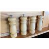 Image 7 : CONTENTS OF SERVER STATION / GLASSWARE, CERAMIC PLATES CUPS AND MORE