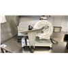 Image 3 : GLOBE STAINLESS STEEL ELECTRIC MEAT SLICER