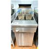 Image 3 : QUEST STAINLESS STEEL GAS,  2 BASKET DEEP FRYER