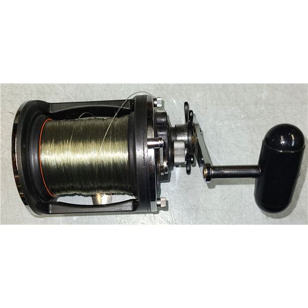 Daiwa Sealine Level Drag 50H Right Handle Sea Reel - Used