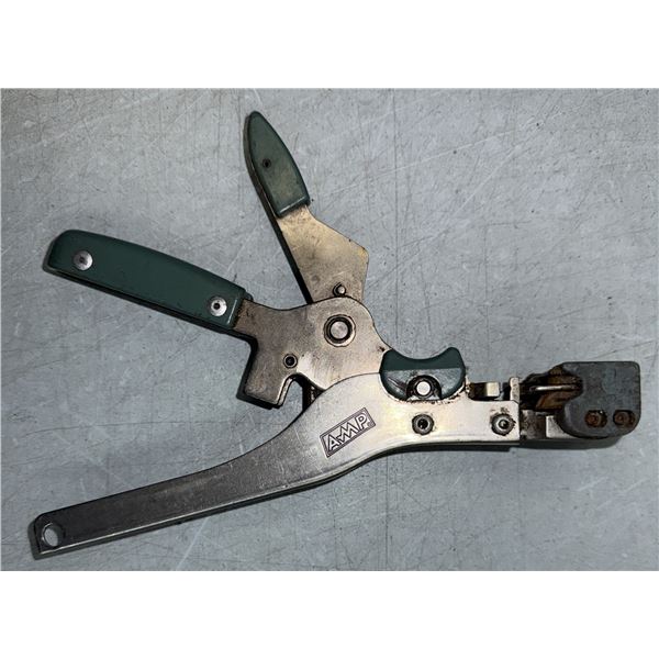 AMP Crimping Tool No 230971-1- Electrical Tool Made in USA