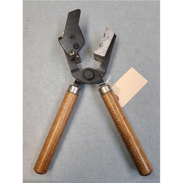 Bullet Mold with Handle Lee 90256 BN Double Flat Nose