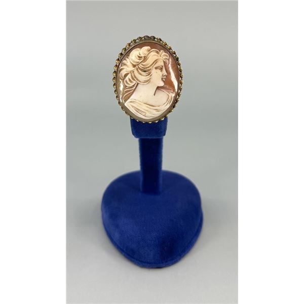 Victorian Carved Shell Cameo Brooch