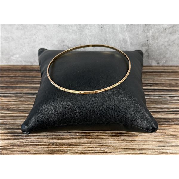 18K Gold Bangle Bracelet
