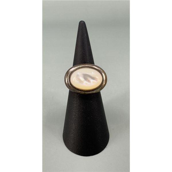 Sterling Silver Mother of Pearl Ring