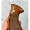 Image 4 : Smith & Wesson N Frame Pistol Grips