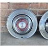 Image 3 : 1964 Plymouth Savoy Fury Hubcaps