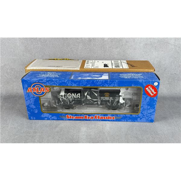 Atlas Tiona Refining O Scale Train Tanker Car