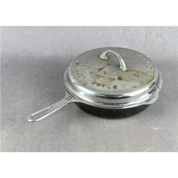 Griswold No 8 704L Cast Iron Skillet and Lid