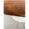 Image 9 : Eero Saarinen for Knoll Oval Rosewood Tulip Table