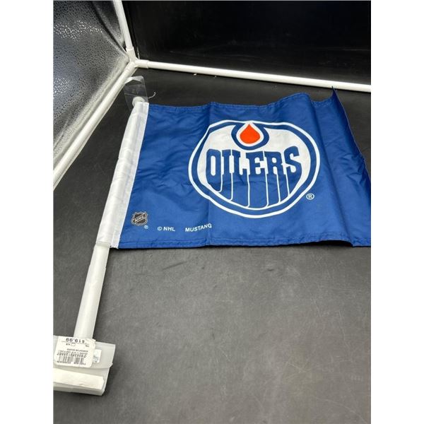Edmonton Oilers 11×15 Inch Car Flag by Mustang