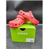 Image 1 : Crocs Classic Clog K in Varsity Red, Size C13