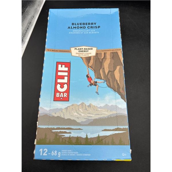 Clif Bar Blueberry Almond Crisp Plant-Based Energy Bars, 12 – 68 g