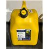 Image 1 : Scepter 20L/5.3 Gallon Self-Venting Diesel Can with Child-Resistant Closure