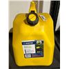 Image 1 : Scepter 20L/5.3 Gallon Self-Venting Diesel Can with Child-Resistant Closure