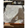 Image 2 : Avenzo 12-in x 12-in White Marble Arabesque Mosaic Tiles – 5/box