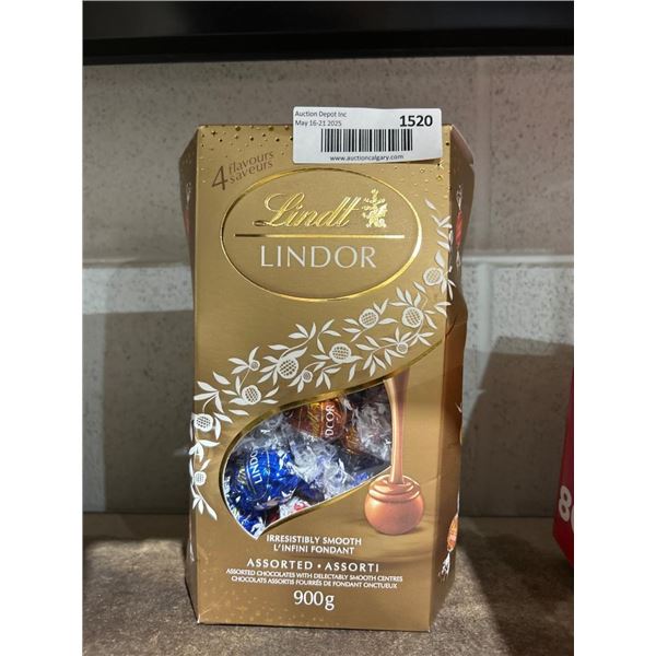Lindt Lindor Assorted Chocolate Truffles 900g