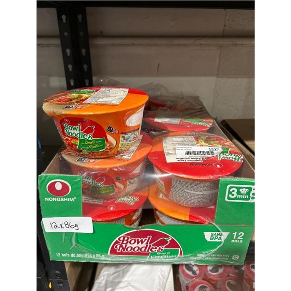 Nongshim Bowl Noodles Kimchi Flavor 12 x 86g Instant Noodle Cups