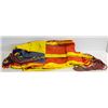 Image 1 : YELLOW, BLUE & RED HAMMOCK