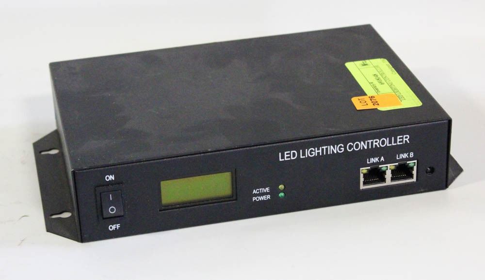 LED LIGHTING CONTROLLER