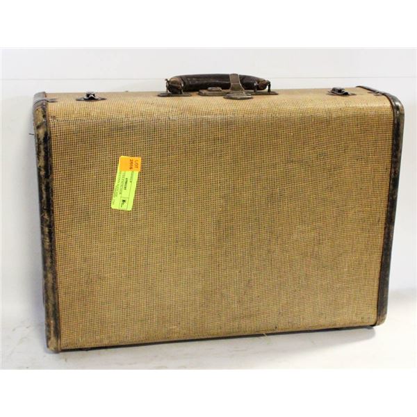 ANTIQUE USA EXCELSIOR STAMFORD CONN SUITCASE