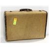 Image 1 : ANTIQUE USA EXCELSIOR STAMFORD CONN SUITCASE