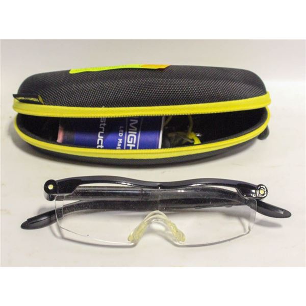 L.E.D. MAGNIFYING EYEGLASSES MIGHT SIGHT WITH