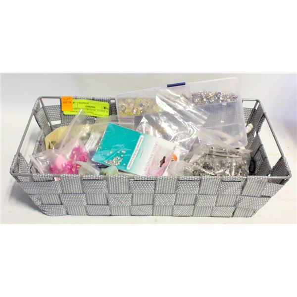 BIN OF SWAROVSKI, CRYSTAL, STONE & BEADINGMATE