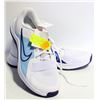 Image 1 : NEW NIKE WHITE RUNNERS LADIES SIZE 9