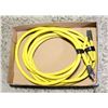 Image 1 : 2 - 8 FOOT HEAVY INSULATED MALE CORD ENDS