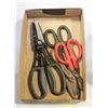 Image 1 : FLAT OF LARGE SHEARS ETC