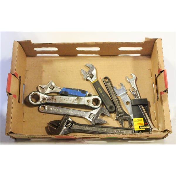 FLAT OF WRENCHES
