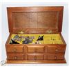 Image 1 : ESTATE WOOD JEWELLERY BOX WITH RINGS,