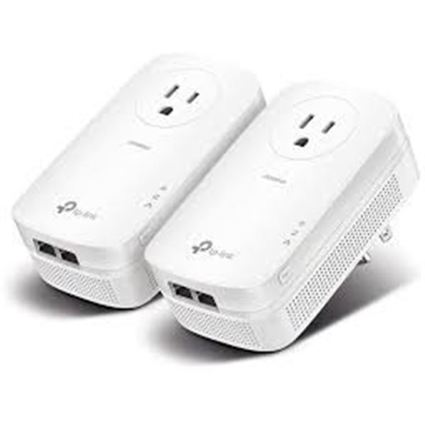 BRAND NEW TP-LINK PASSTHROUGH POWERLINE NETWORK