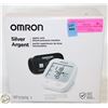 Image 1 : OMRON SILVER ARGENT UPPER ARM BLOOD PRESSURE MONIT
