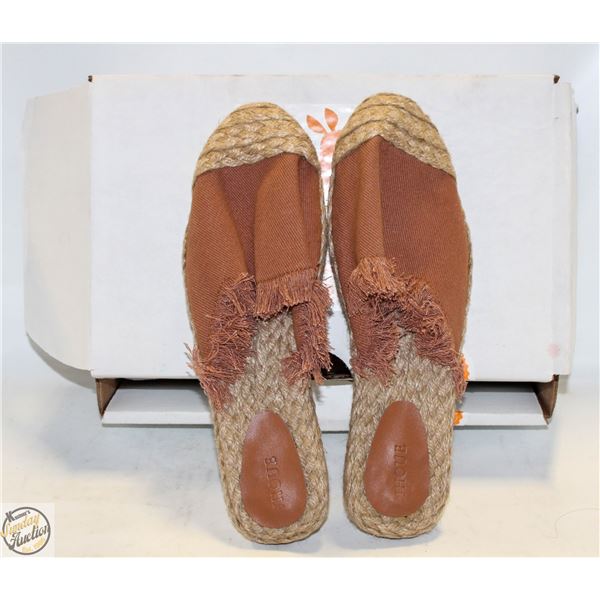 NEW JHOUE SIZE 8 LEATHER SHOES
