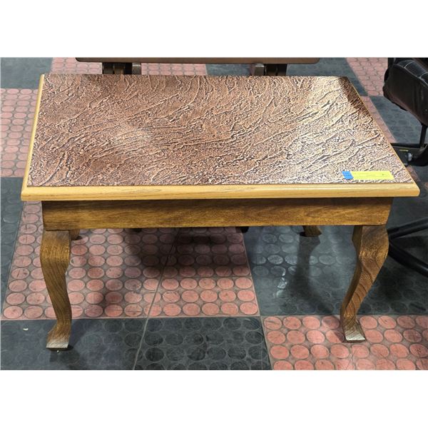 OAK SIDE TABLE WITH HAMMERED COPPER TOP