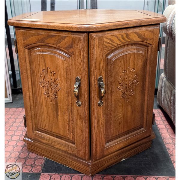 VINTAGE OCTOGAN SHAPED END TABLE H-21"