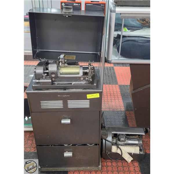 OLD DICTAPHONE MACHINE (COMPLETE)