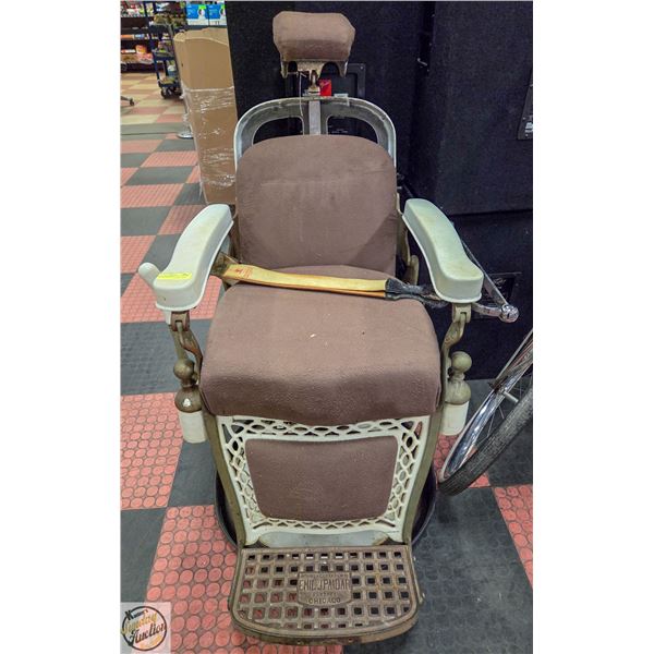 ANTIQUE/VINTAGE BARBER CHAIR MADE IN CHICAGO -