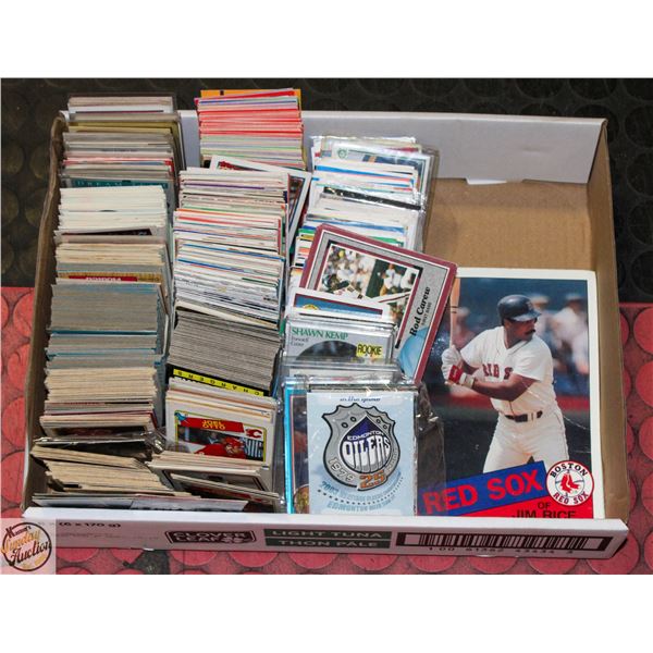 ESTATE LOT OF SPORTS TRADING